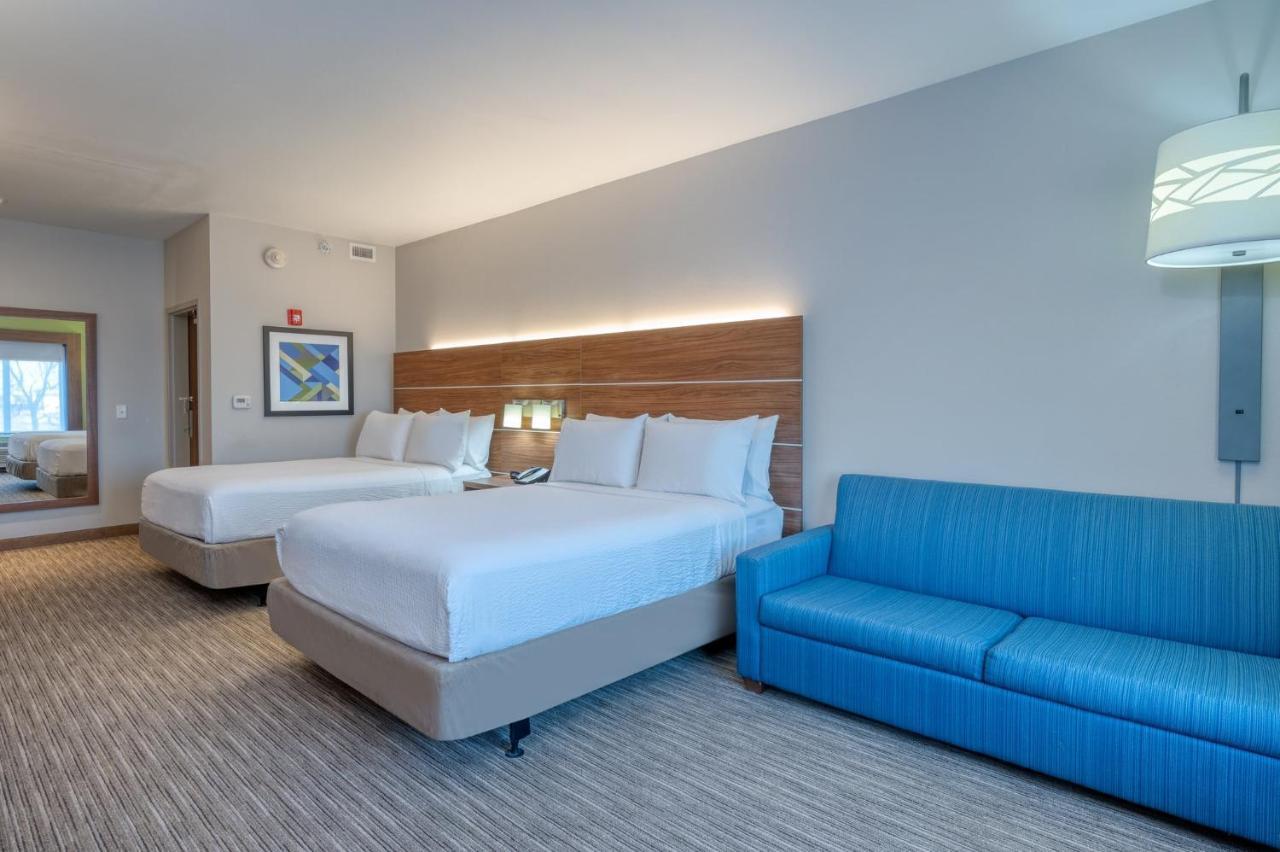 Holiday Inn Express Troy By Ihg Exterior photo
