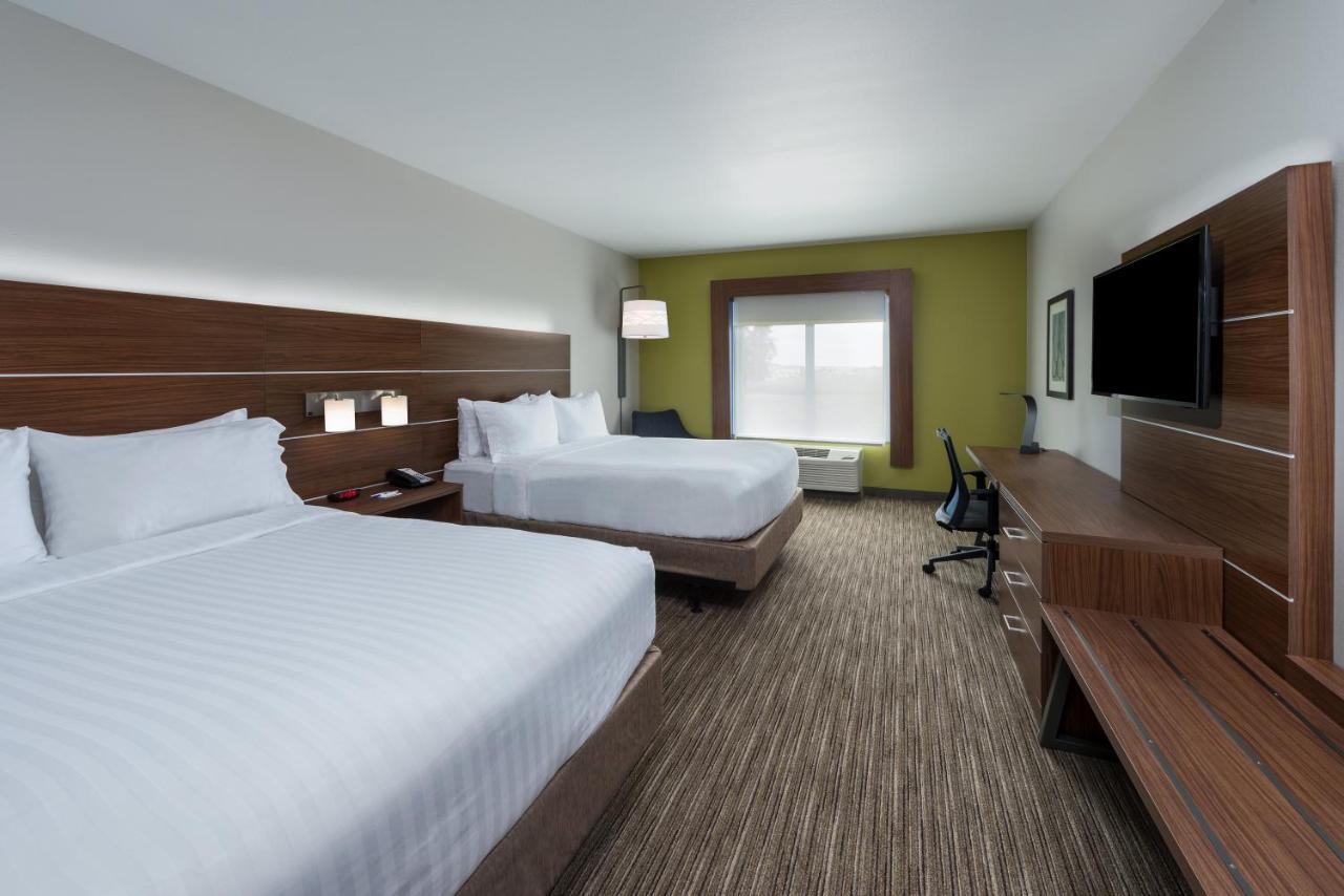 Holiday Inn Express Troy By Ihg Exterior photo